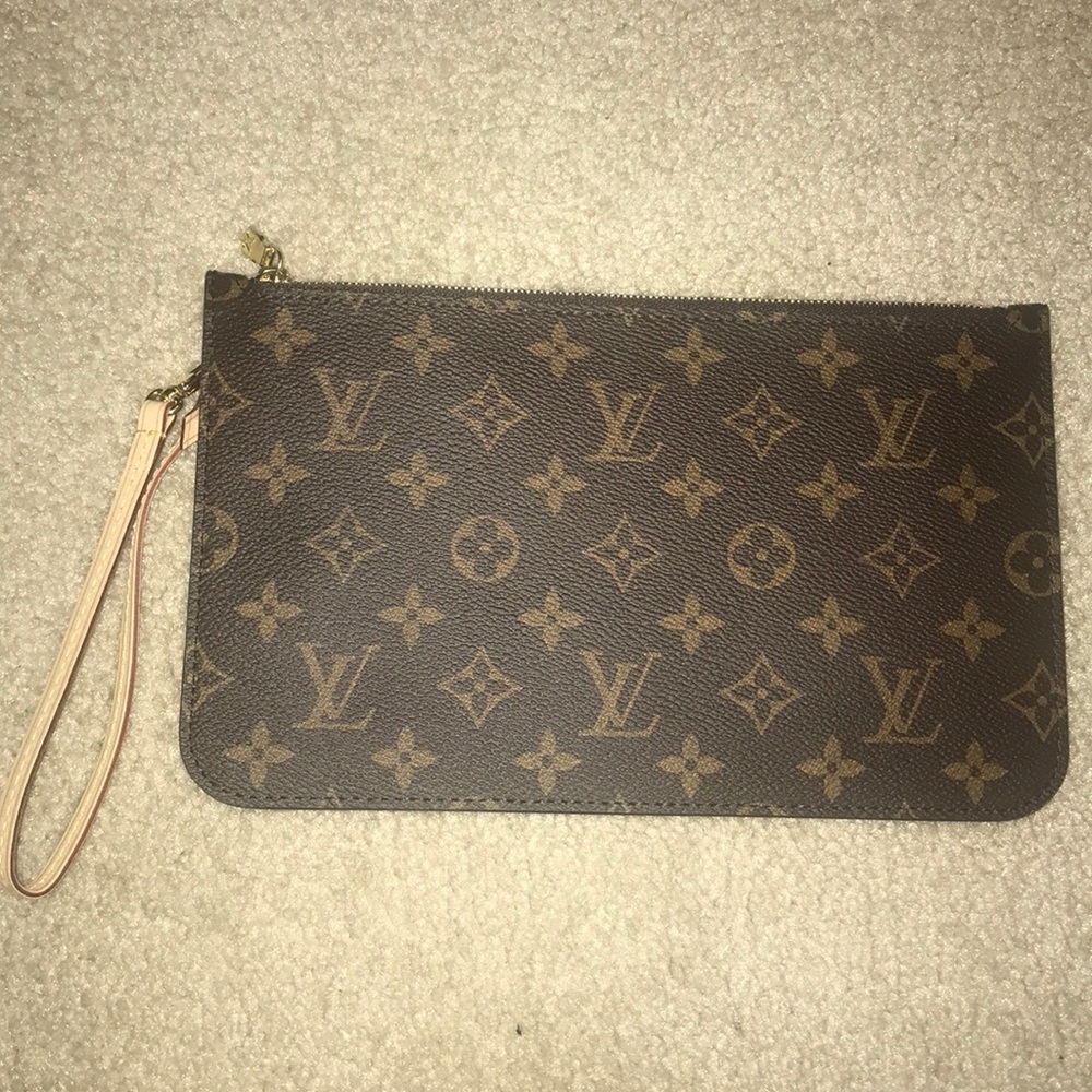 Louis Vuitton Neverfull Wristlet Only
